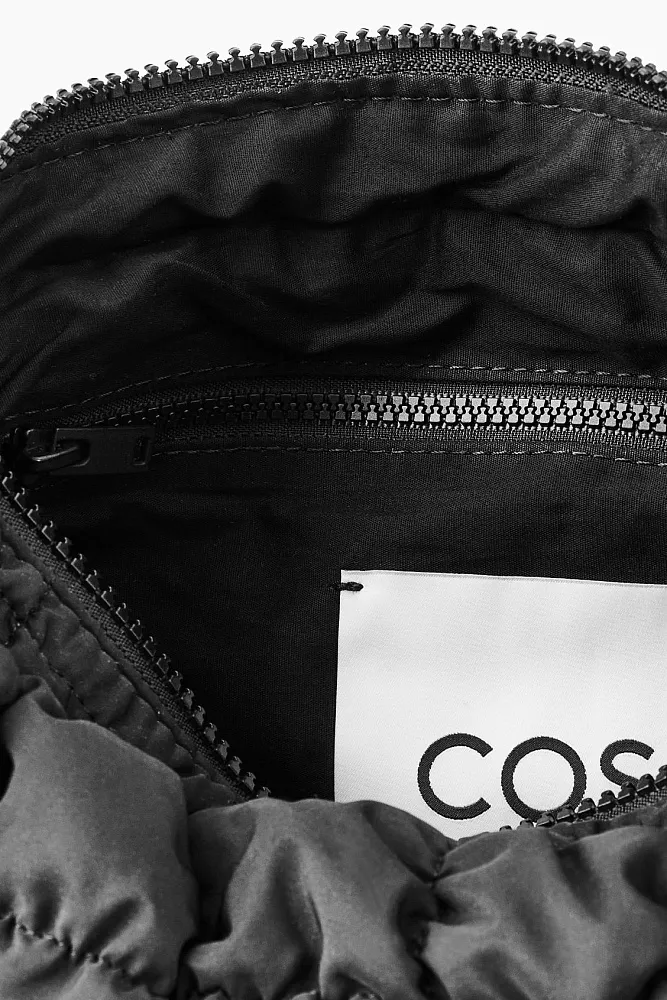 Стеганая сумка мини COS