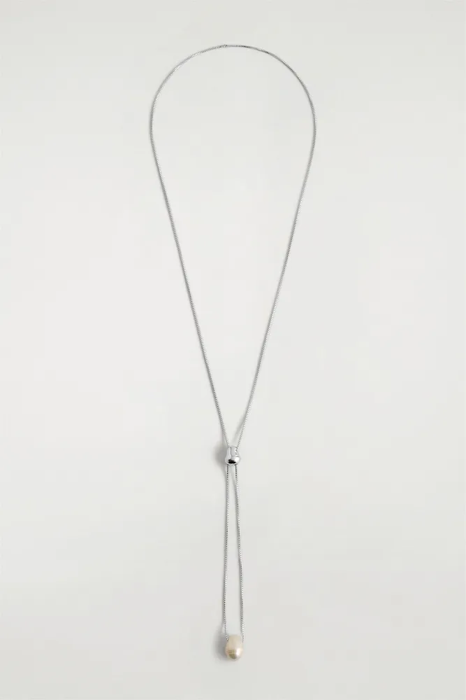 Ожерелье с пресноводным жемчугом COS