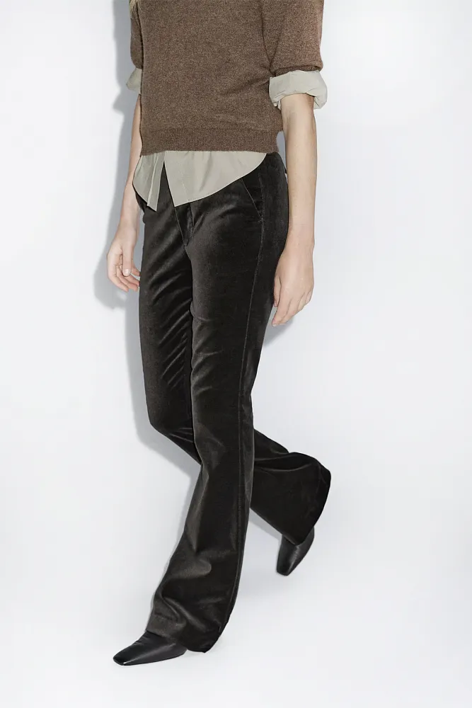 Узкие расклешенные брюки из бархата MASSIMO DUTTI