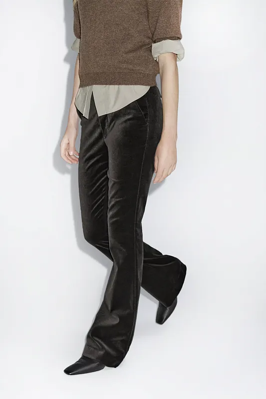 Узкие расклешенные брюки из бархата MASSIMO DUTTI Узкие расклешенные брюки из бархата MASSIMO DUTTI