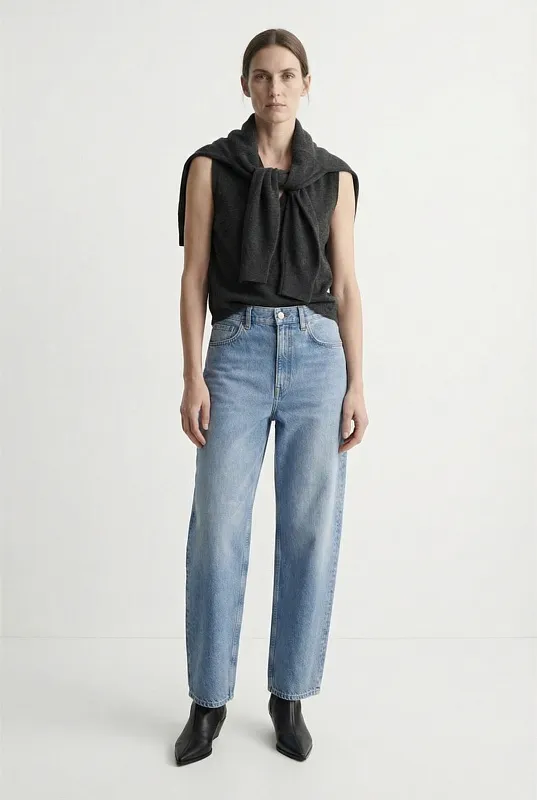 Джинсы Tapered leg