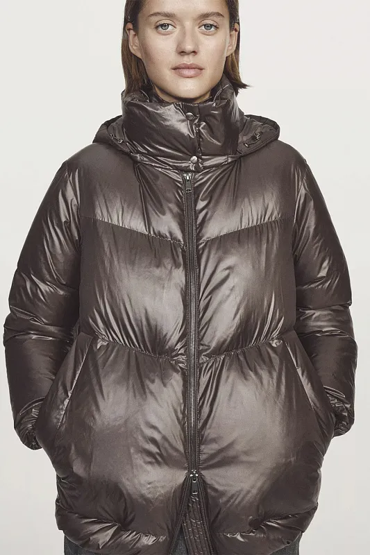 Блестящий водоотталкивающий пуховик со съемным капюшоном MASSIMO DUTTI   Блестящий водоотталкивающий пуховик со съемным капюшоном MASSIMO DUTTI