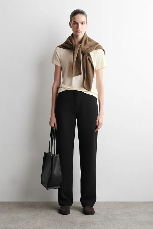 Льняная футболка COS Льняная футболка COS