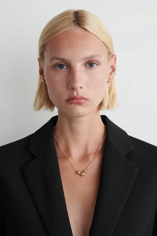 Серьги-гвоздики разного размера Серьги-гвоздики разного размера