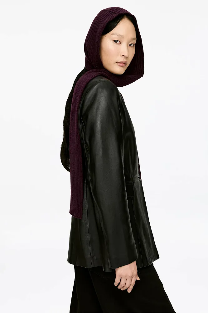 Капор из шерсти