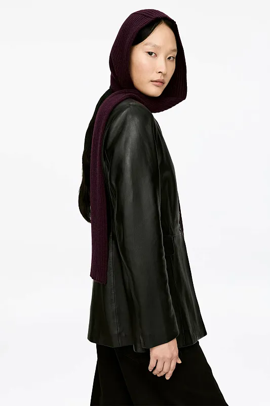 Капор из шерсти