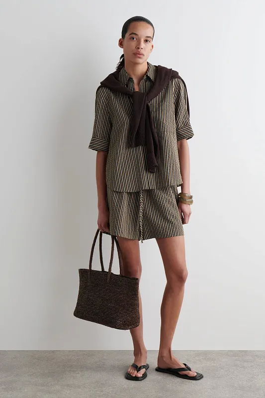 Полосатая рубашка из сирсакера COS Полосатая рубашка из сирсакера COS