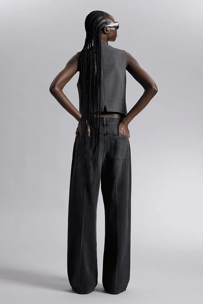 Жилет & OTHER STORIES