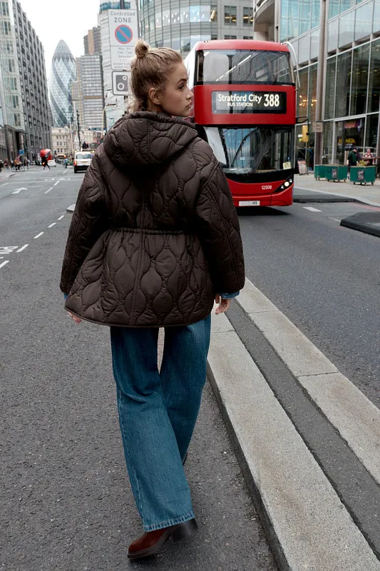 Водоотталкивающая стеганая куртка ZARA   Водоотталкивающая стеганая куртка ZARA