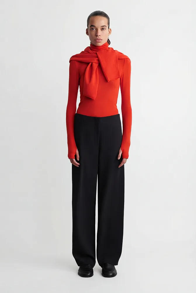 Водолазка из тонкой шерсти COS