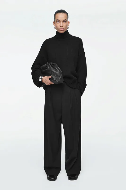 Широкие брюки из твила COS   Широкие брюки из твила COS