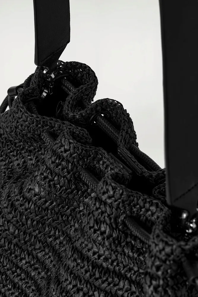 Плетеный клатч Cavatelli COS