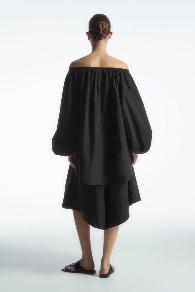 Широкие шорты со сборками COS