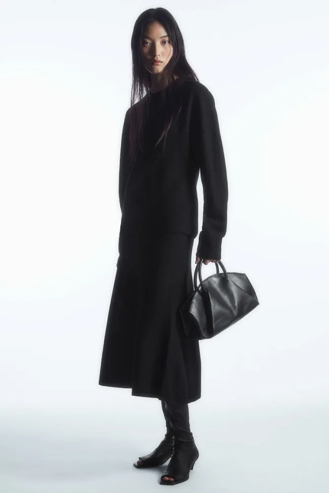 Джемпер из вареной мериносовой шерсти COS