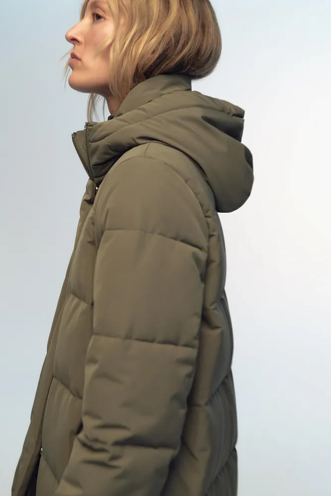 Длинный непромокаемый пуховик ZARA
