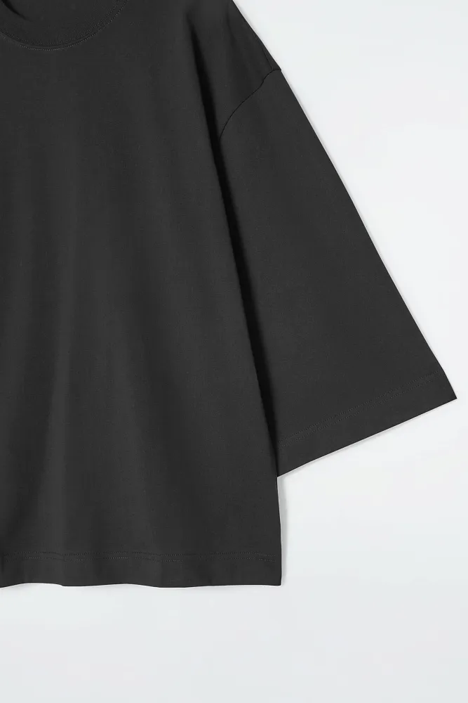 Футболка-трапеция COS