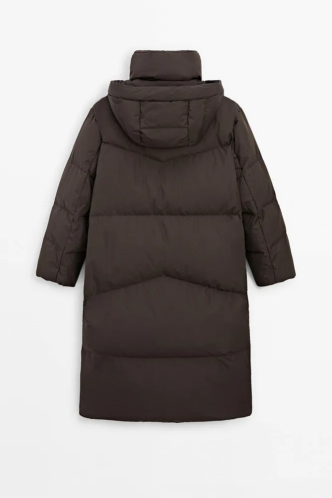 Длинный пуховик из технологичной ткани MASSIMO DUTTI