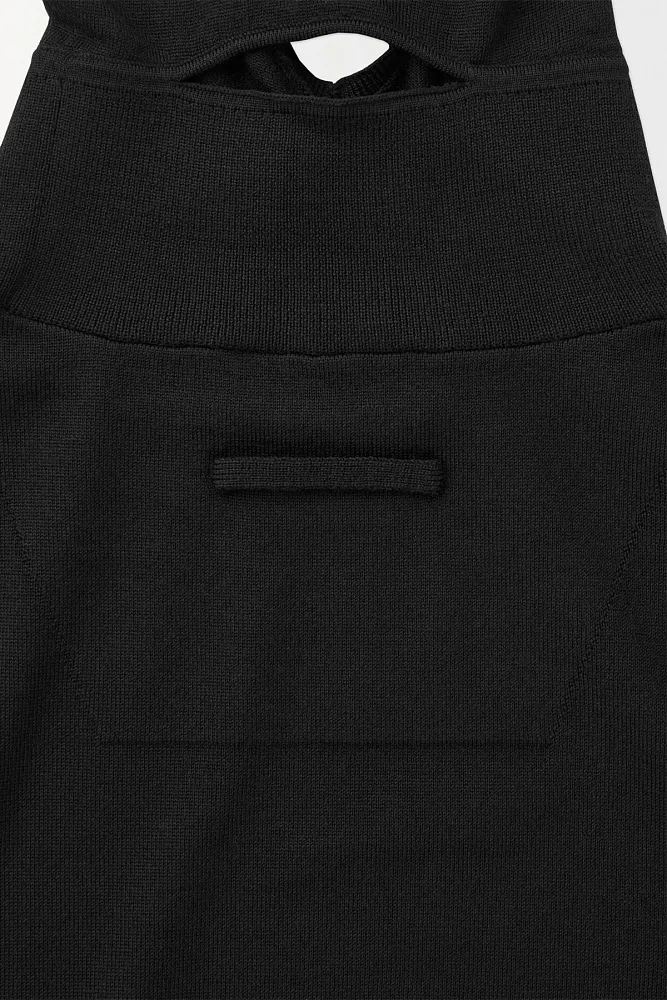 Шерстяное платье с капюшоном COS