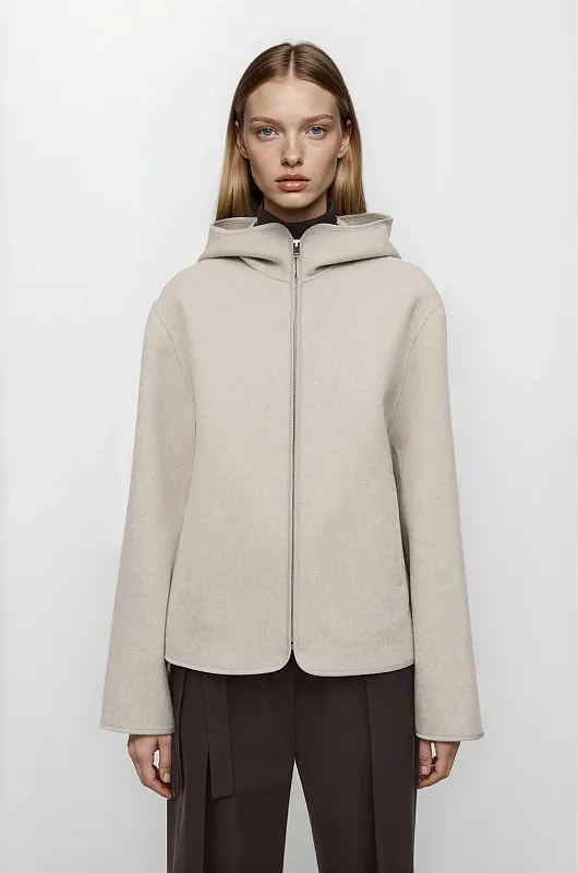 Шерстяная куртка с капюшоном