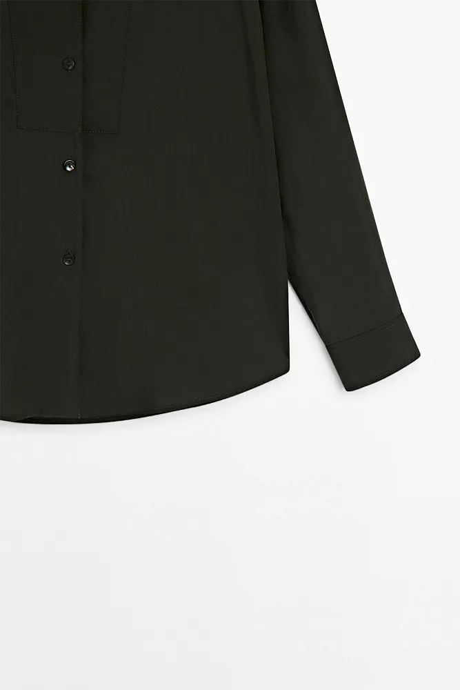 Рубашка с декоративной деталью на горловине MASSIMO DUTTI