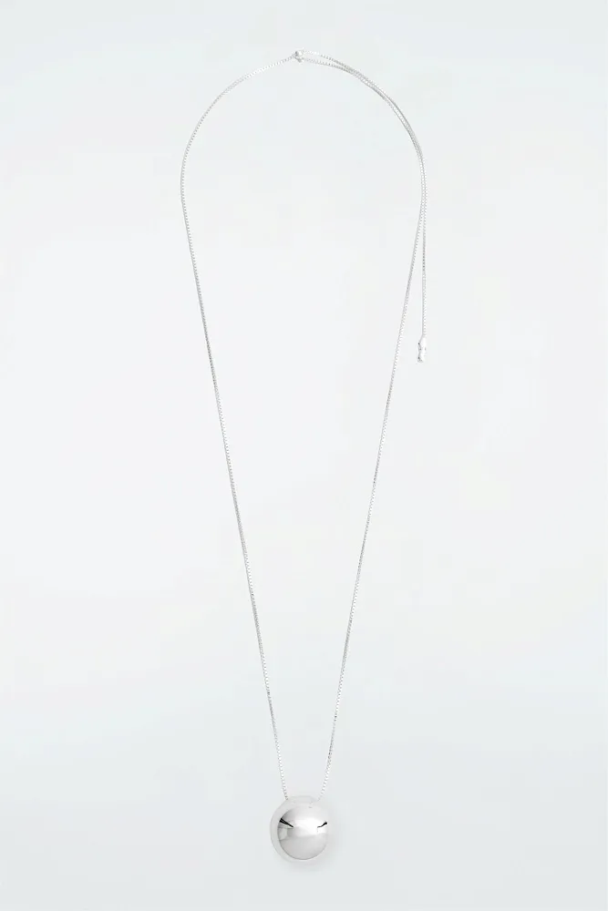 Ожерелье на цепочке со сферической подвеской COS