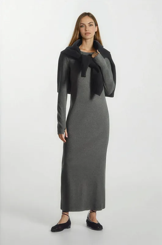 Платье миди в рубчик