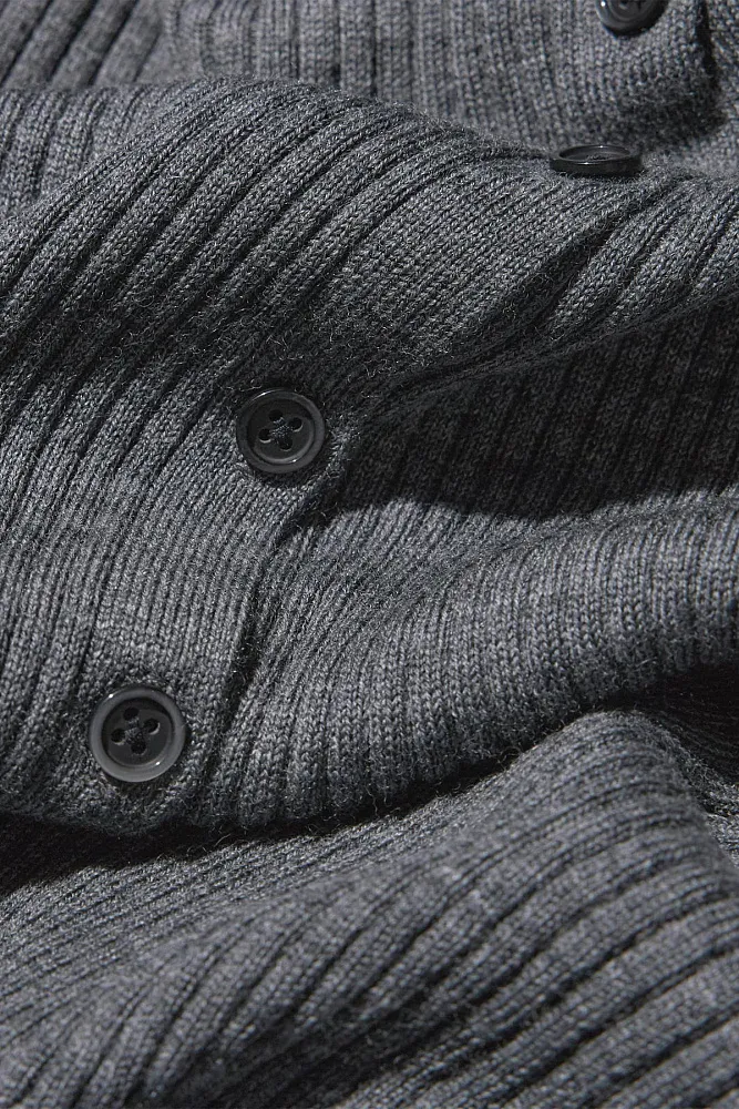 Кардиган UNIQLO