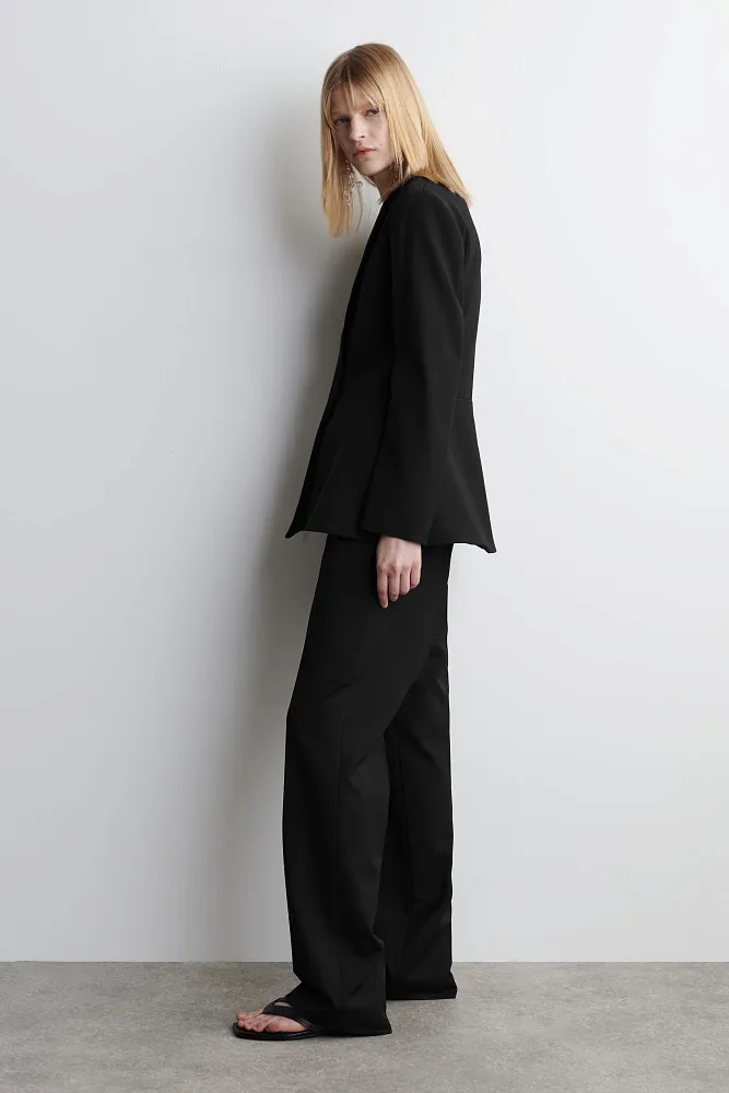 Элегантные шерстяные брюки COS