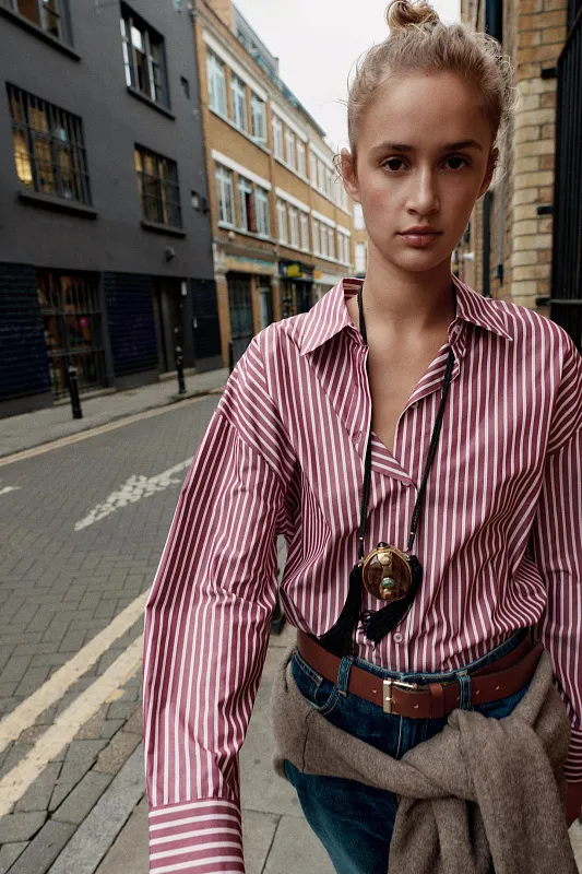 Базовая рубашка из поплина ZARA   Базовая рубашка из поплина ZARA