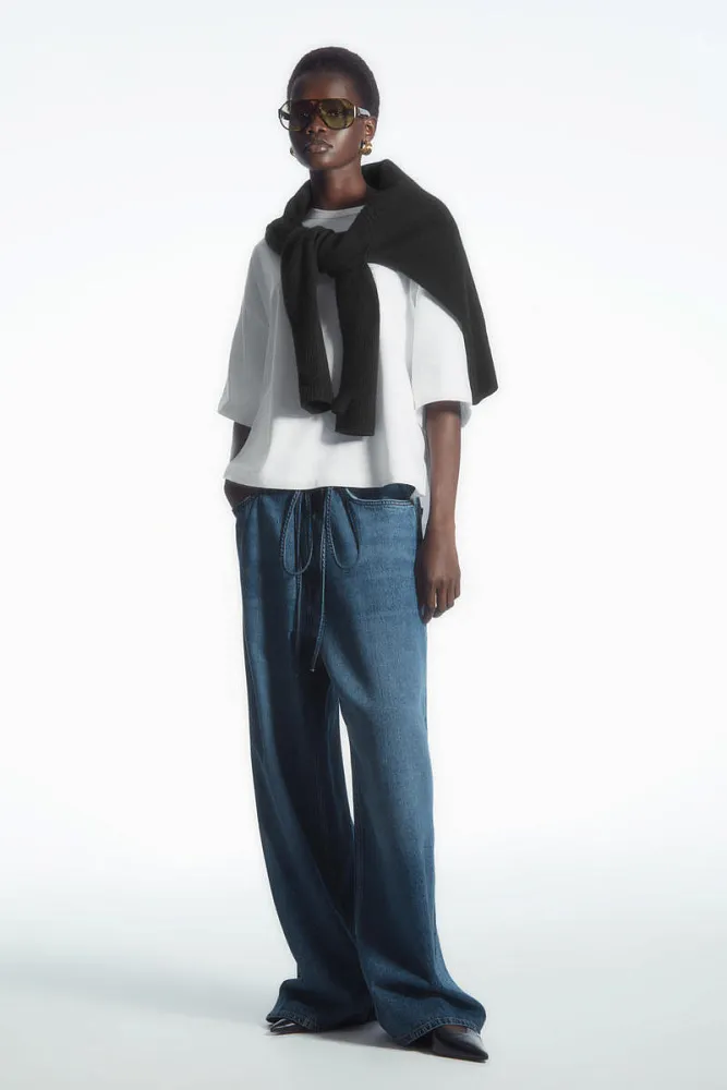 Футболка свободного кроя COS