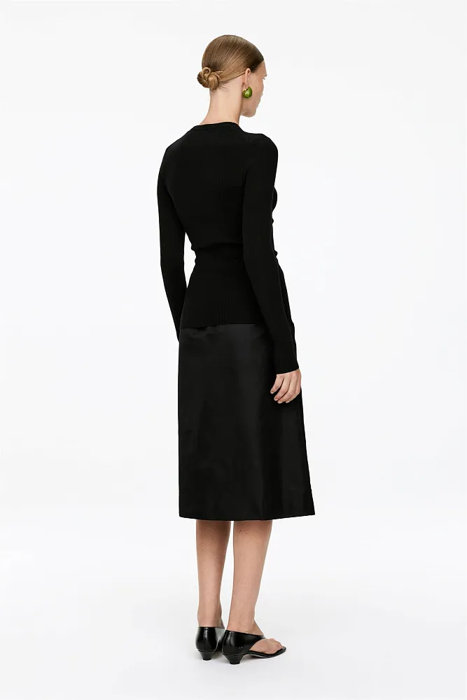 Лонгслив из мериносовой шерсти в рубчик ARKET