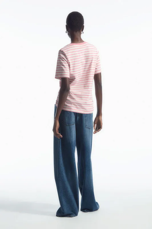 Футболка COS Футболка COS