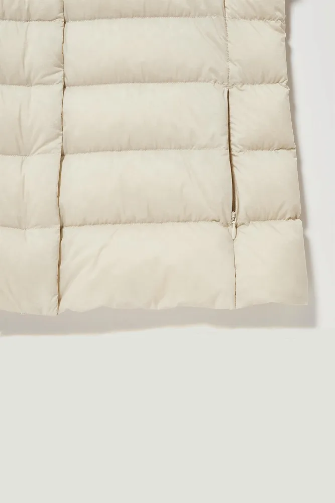 Ультралегкий пуховик UNIQLO