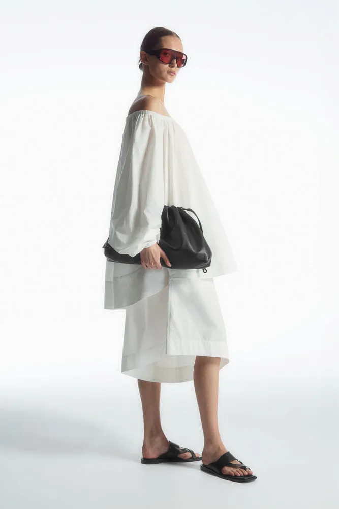 Широкие шорты со сборками COS