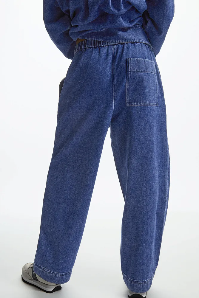 Свободные джинсы с эластичным поясом COS