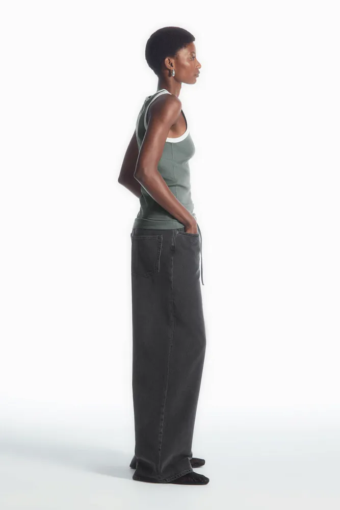 Майка в рубчик COS