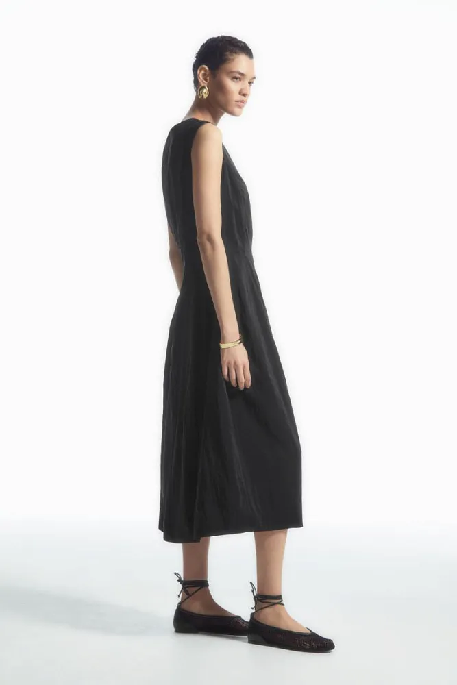 Платье миди без рукавов с прострочкой COS