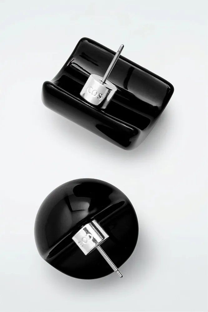 Асимметричные серьги COS