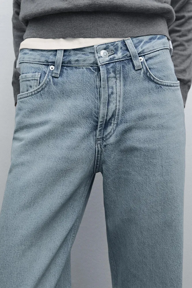 Широкие джинсы со средней посадкой MASSIMO DUTTI