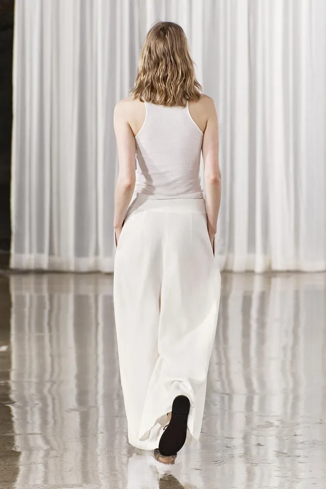 Льняные брюки ZARA