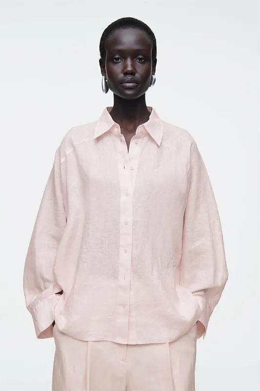 Льняная рубашка свободного кроя