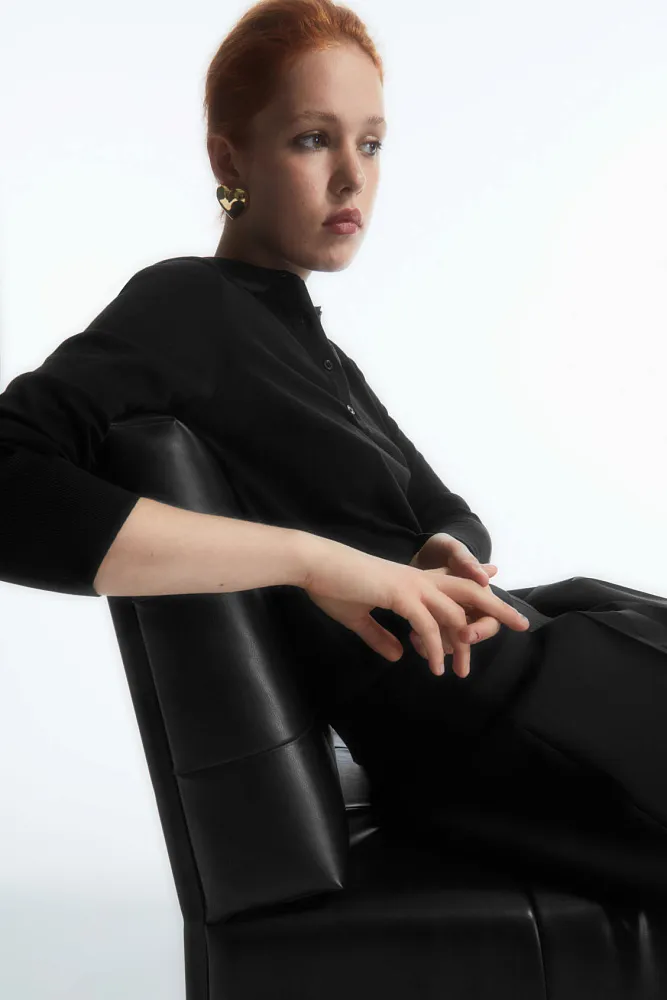 Поло из шелкового трикотажа COS