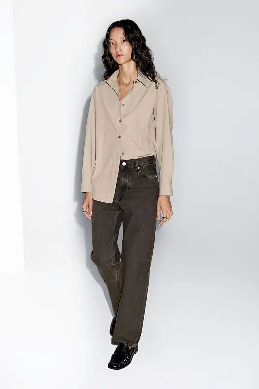 Джинсы прямого кроя с высокой талией