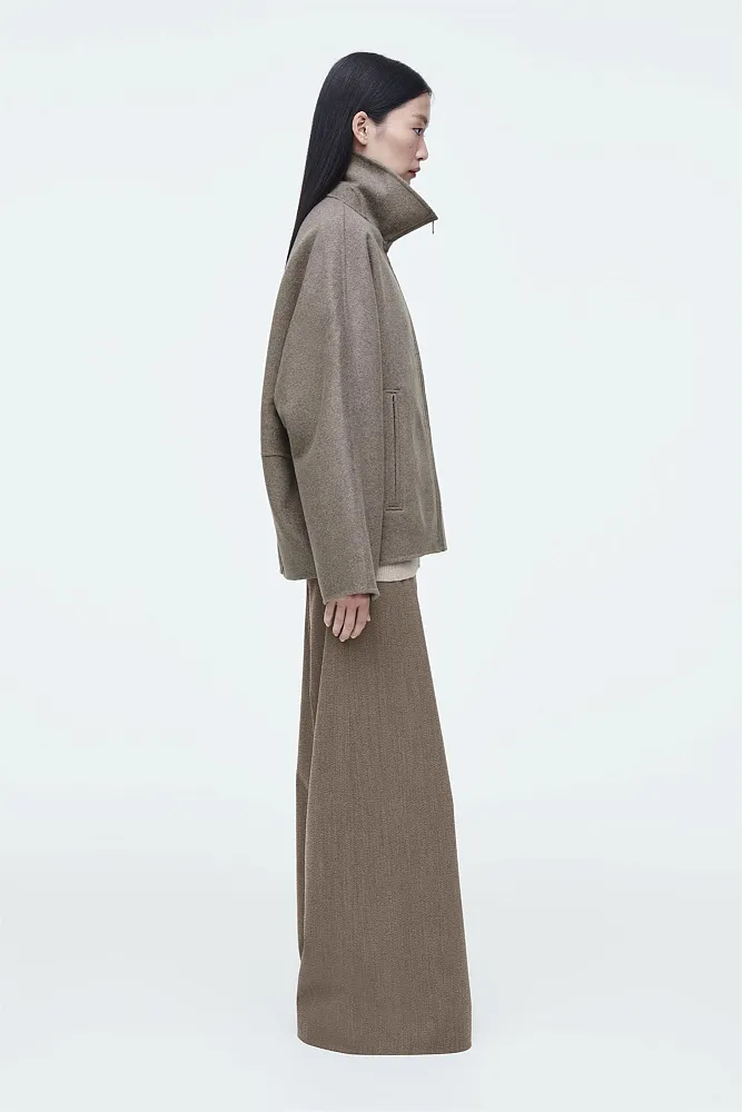 Шерстяное полупальто oversize COS