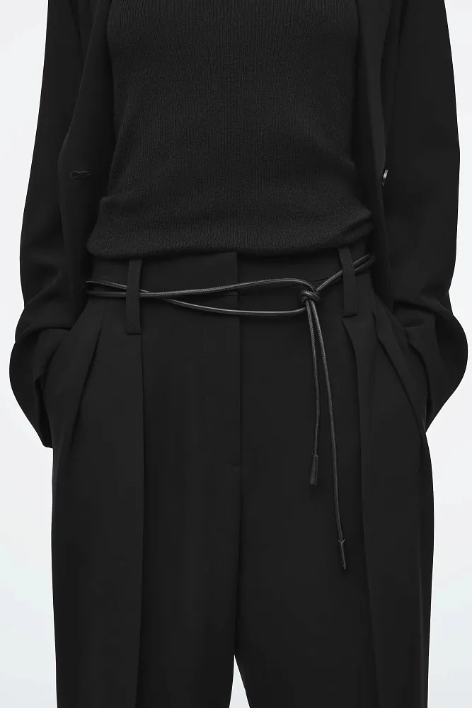 Кожаный ремень Кожаный ремень