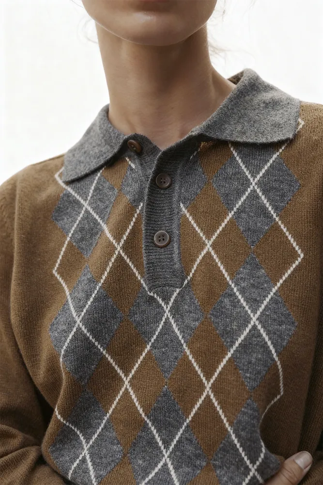 Трикотажный джемпер-поло с узором "ромбы" ZARA