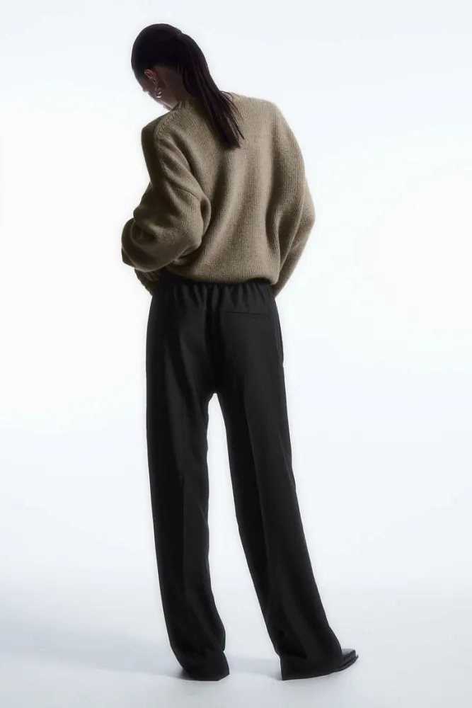 Шерстяные брюки с эластичным поясом COS