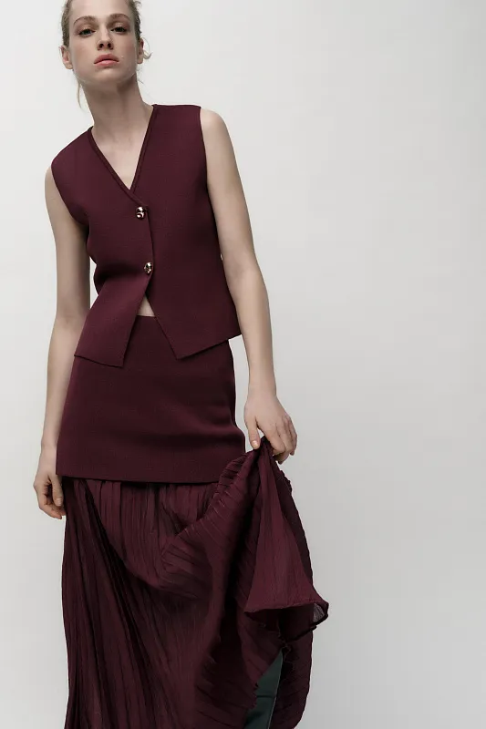 Трикотажный жилет с золотыми пуговицами ZARA   Трикотажный жилет с золотыми пуговицами ZARA
