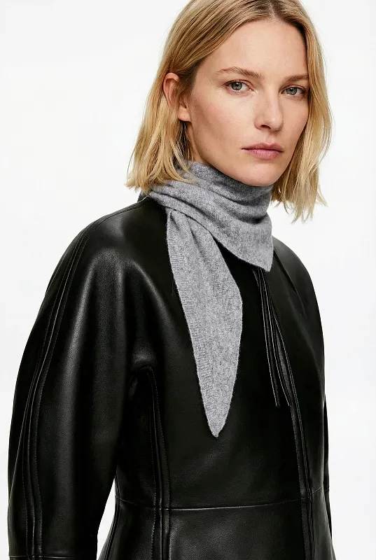 Кашемировый шарф ARKET Кашемировый шарф ARKET