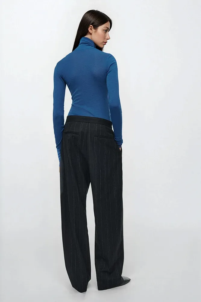 Водолазка из шерсти мериноса COS